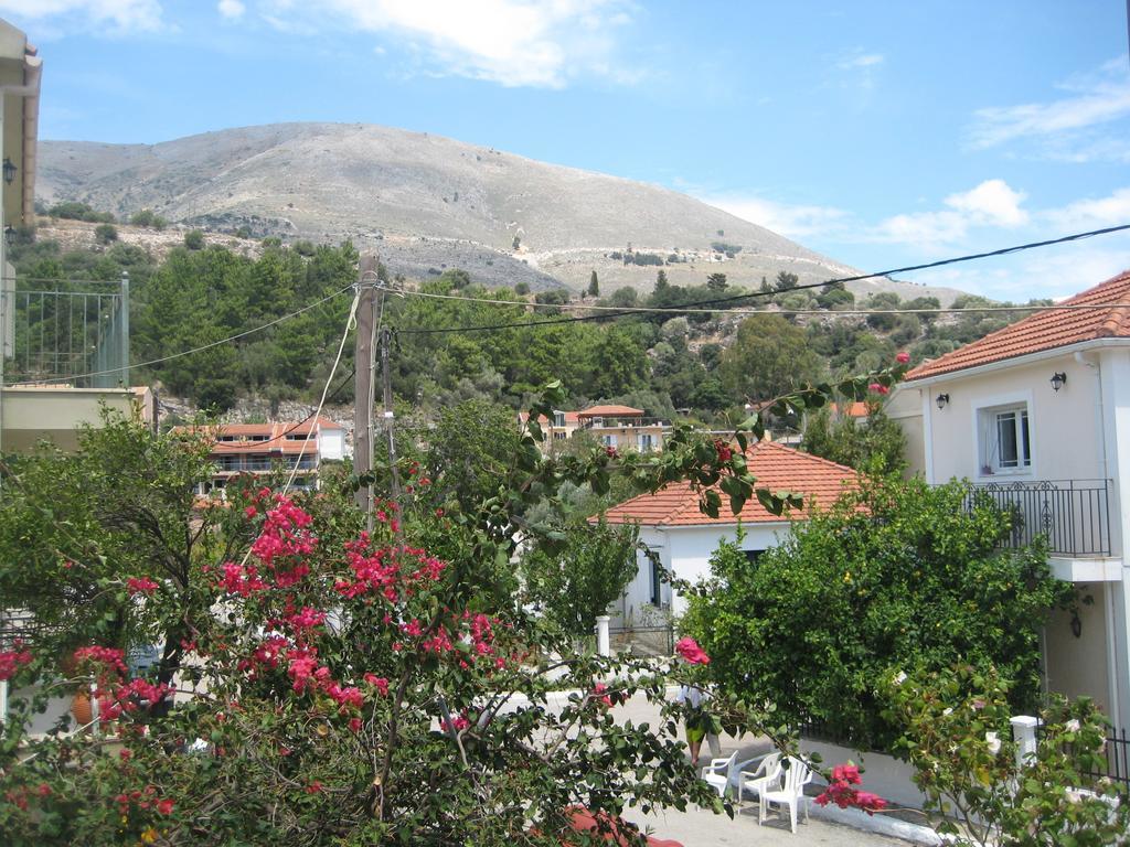 Giannos Apartments Agia Efimia Eksteriør billede