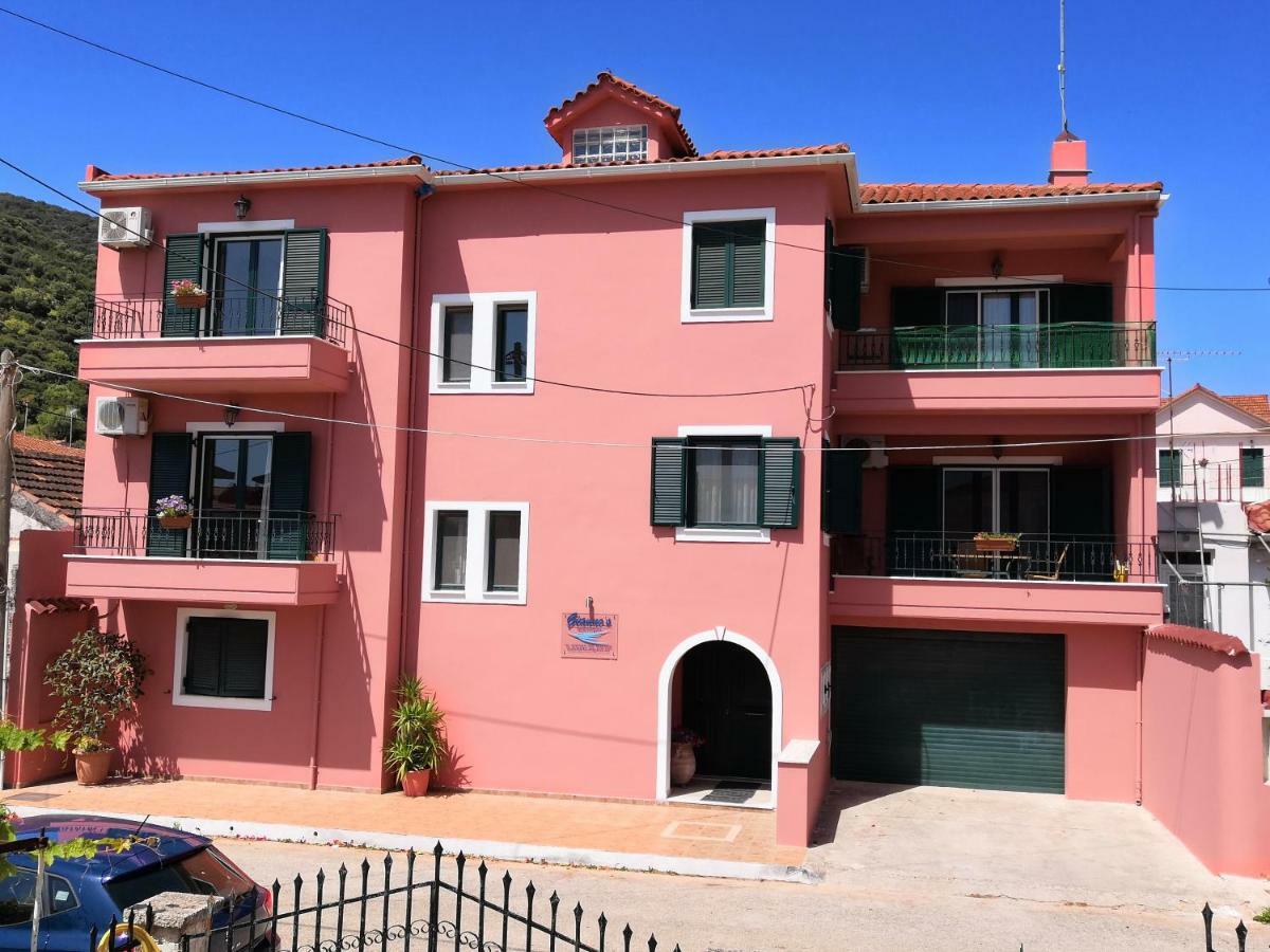 Giannos Apartments Agia Efimia Eksteriør billede